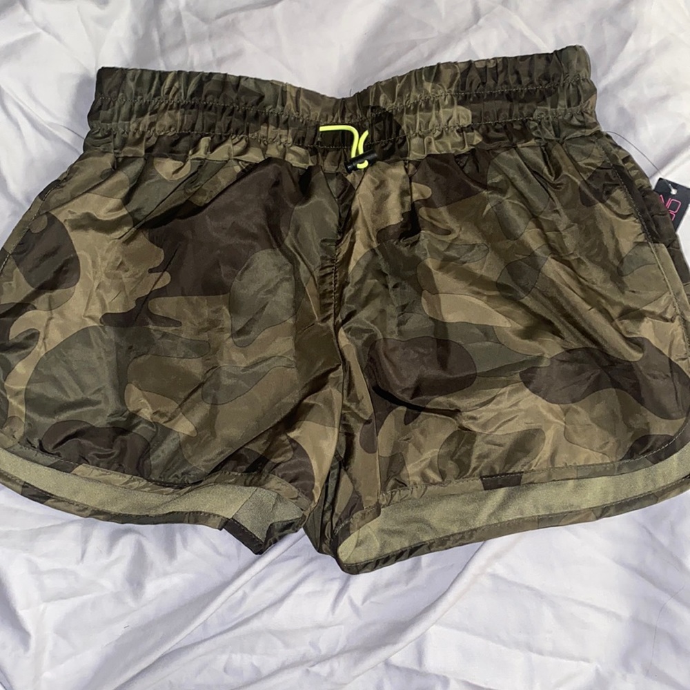Camo print shorts. Size S.